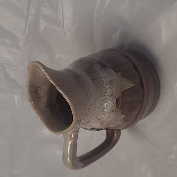 L6: Vintage Revol France Drip Glaze Barrel Cream Milk Pitcher Approx 10 … - Picture 7 of 7